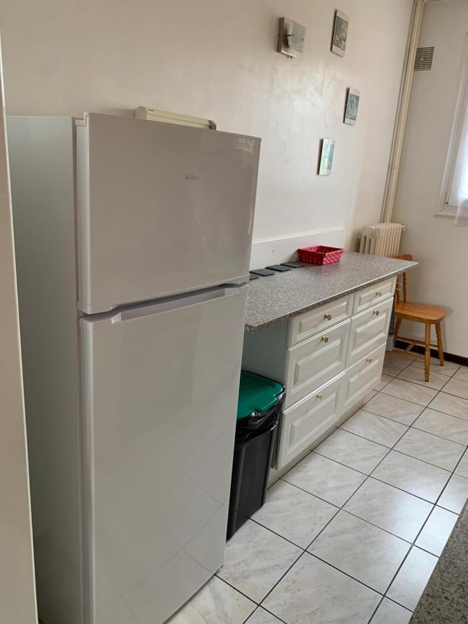 Appartement Spacieux A 2Km Du Circuit, Proche Tram, Circuit A 8 En Tram لو مان المظهر الخارجي الصورة