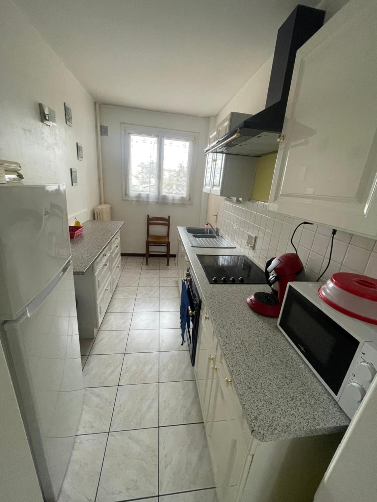 Appartement Spacieux A 2Km Du Circuit, Proche Tram, Circuit A 8 En Tram لو مان المظهر الخارجي الصورة